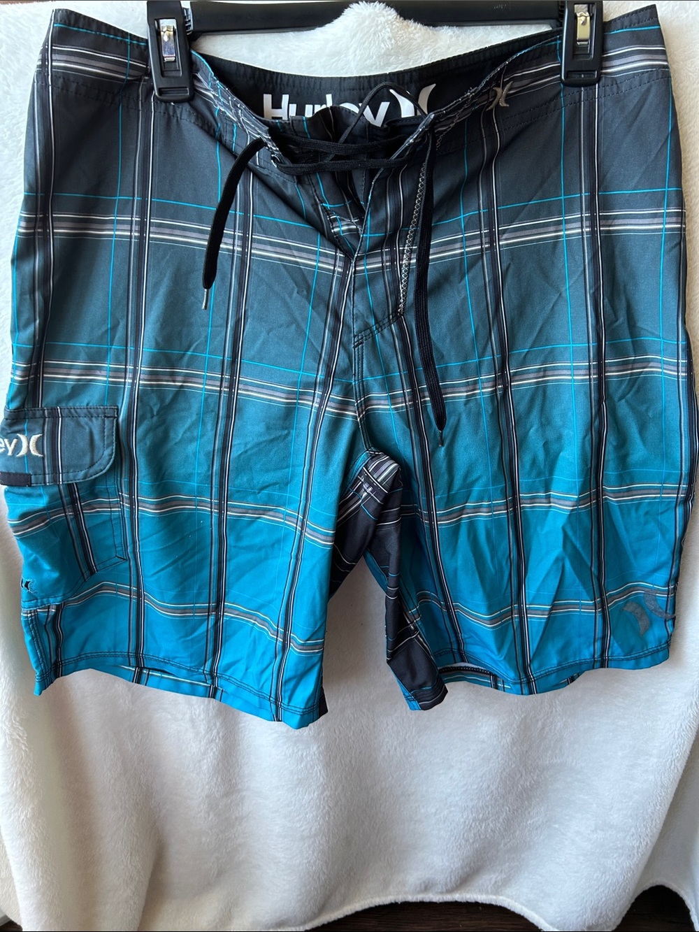 Hurley phantom Teal and Black ombré Plaid Men's Board Shorts 32